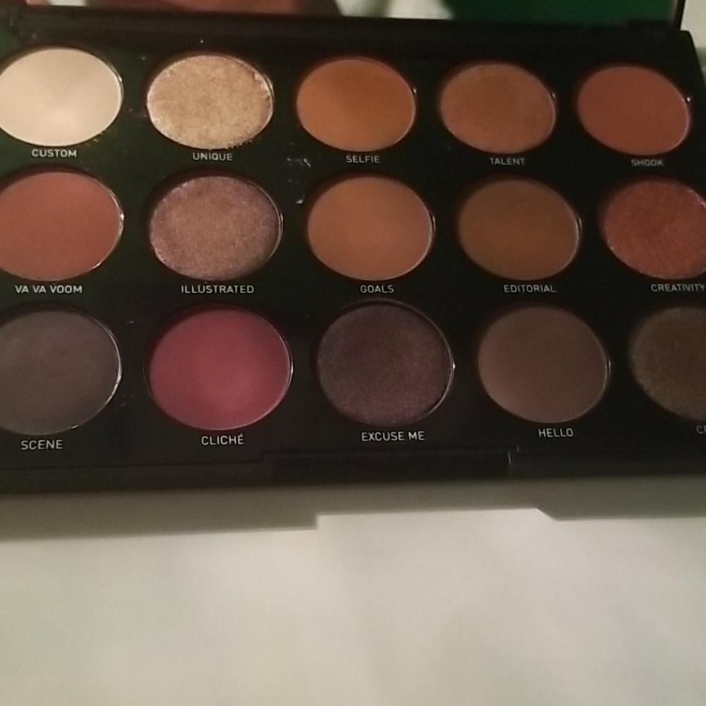 morphe Night Master - Picture 2 of 2